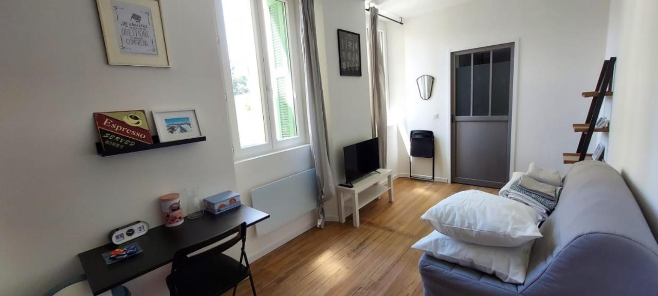 Charmant Studio Proche Centre Ville Et Gare Lourdes Buitenkant foto