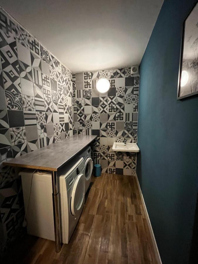Charmant Studio Proche Centre Ville Et Gare Lourdes Buitenkant foto